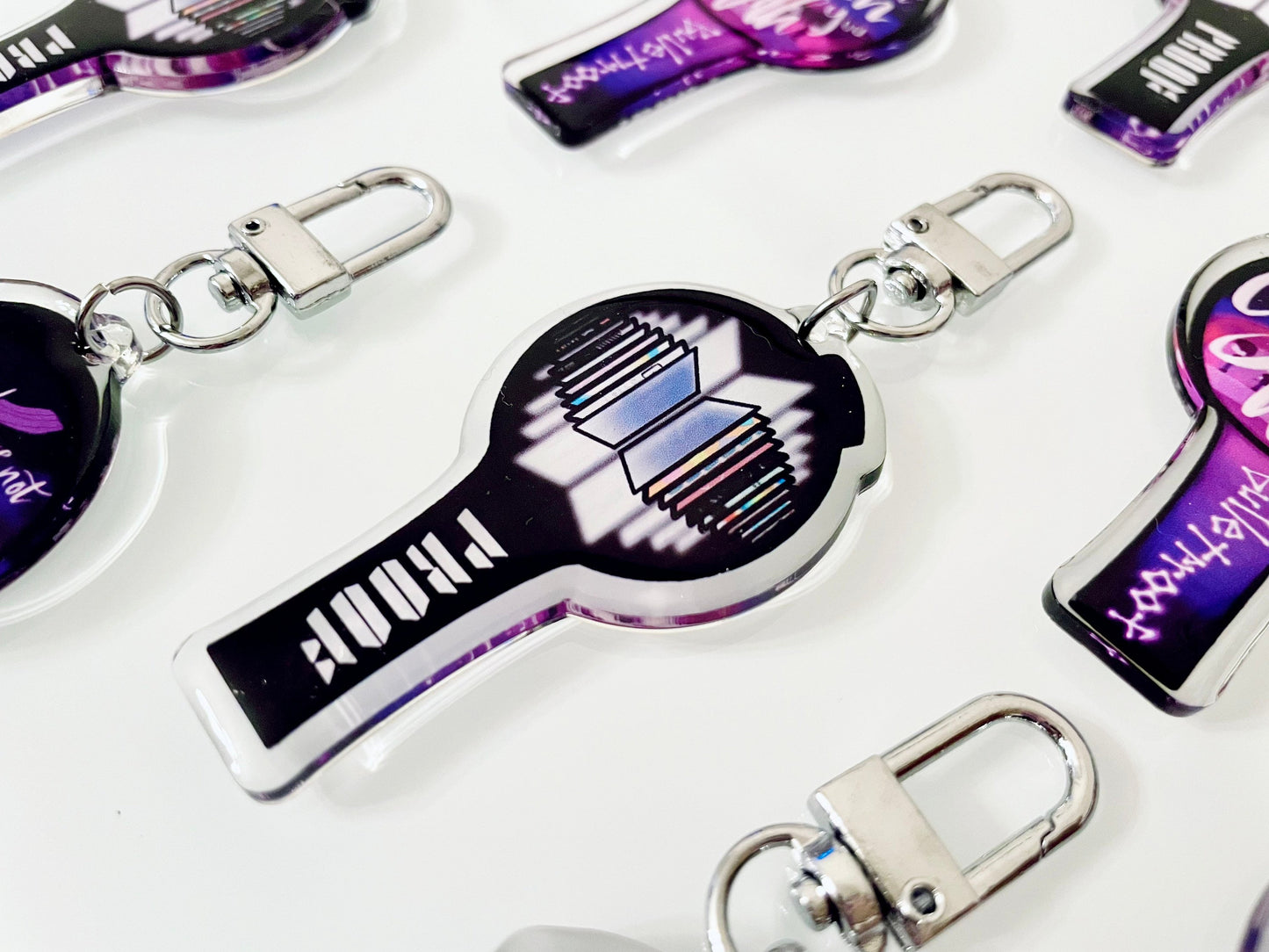 [IN STOCK - KEYCHAINS] BTS WAB:TE (Bulletproof) / Proof Army Bomb Keychain