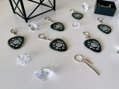 [IN STOCK - KEYCHAINS] BTS SUGA (Beech) Agust D D-Day x DREAM Guitar Pick Epoxy Acrylic Keychain