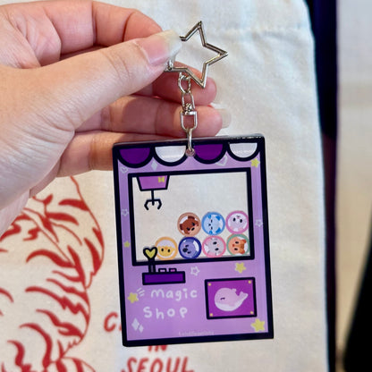 [IN STOCK - KEYCHAINS] BTS x Bangtan Buddies Claw Machine Shaker Keychain